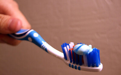 Dental Professionals Can’t Agree on a Toothbrushing Method